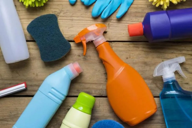 Правила работы с бытовой химией