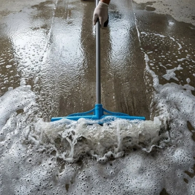 Комплект: Сгон для воды (стяжка) 40 см, пластиковое основание + Черенок